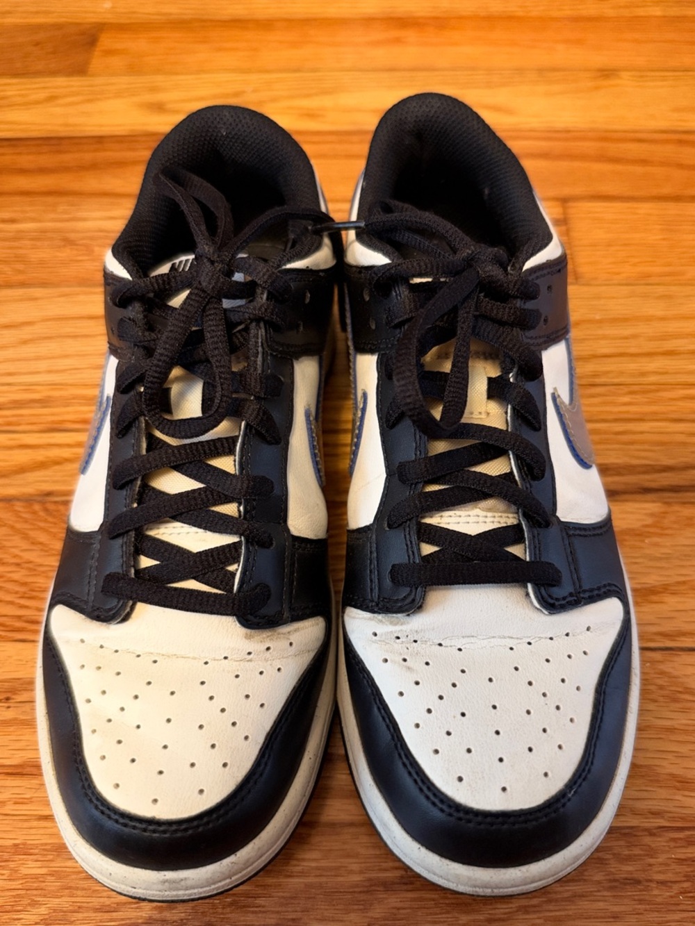 Nike kids youth 5.5 shoes
